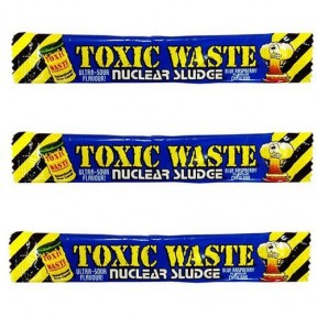 Жевательная конфета Toxic Waste малина